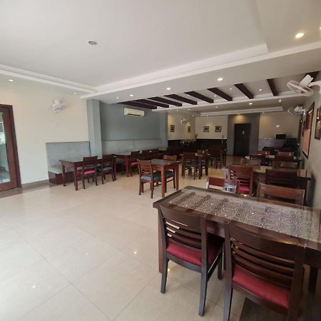 Hotel Lemon Park Haldwāni Dış mekan fotoğraf
