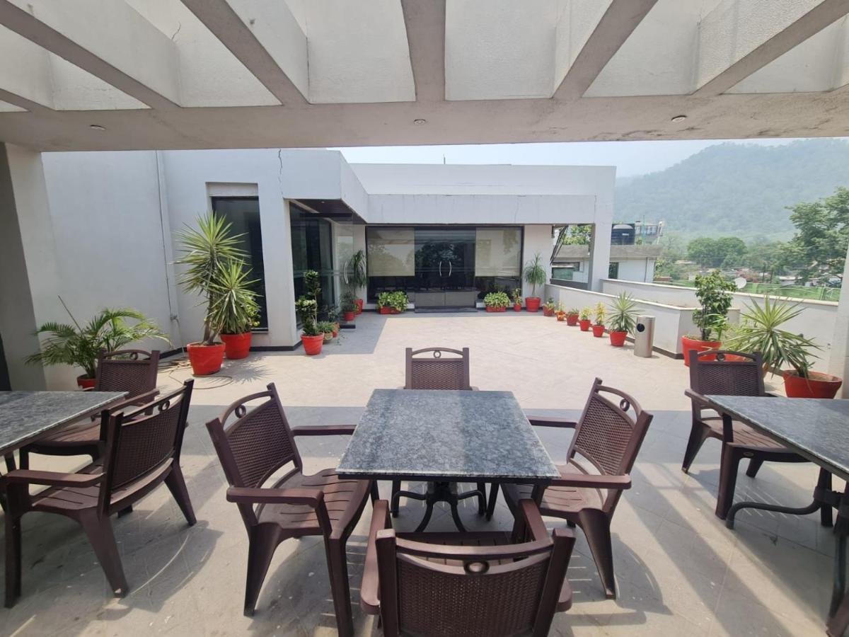 Hotel Lemon Park Haldwāni Dış mekan fotoğraf
