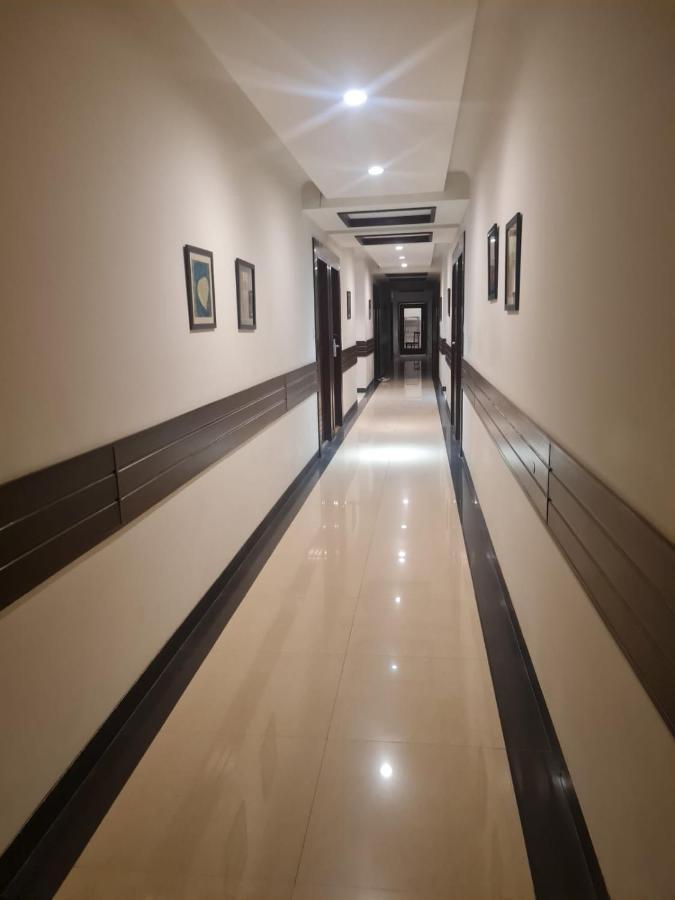 Hotel Lemon Park Haldwāni Dış mekan fotoğraf