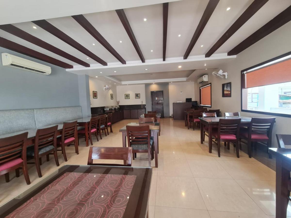 Hotel Lemon Park Haldwāni Dış mekan fotoğraf